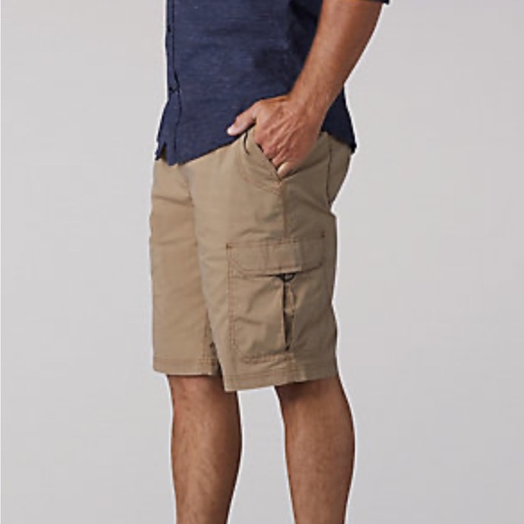 Lee Extreme Motion Men’s Black Shorts 34 - Picture 13 of 15